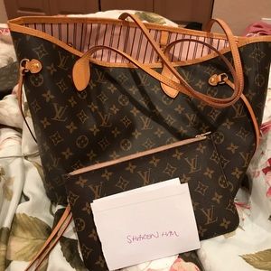 Louis Vuitton Neverfull MM Rose Ballerine